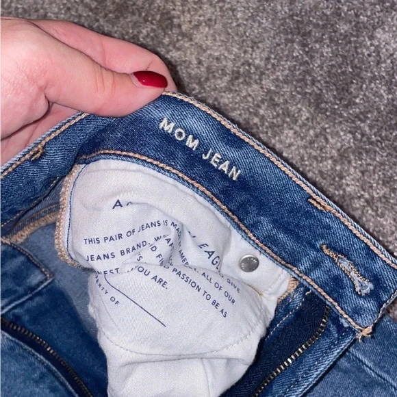 American Eagle Mom Jeans - Picture 6 of 11